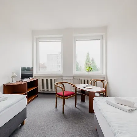 호텔 Hotel Dobruska *