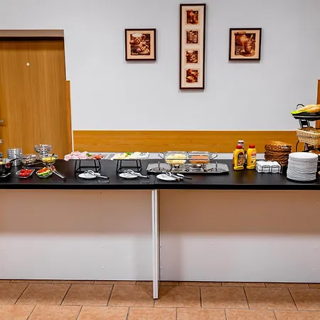 Hotel Dobruska Otel *