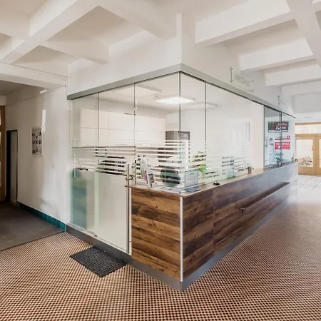 Hotel Hotel Dobruska Dobruska