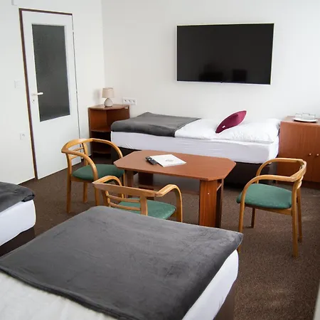 Hotel Dobruska Dobruska