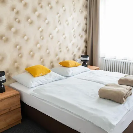 Hotel Dobruska Hotel *