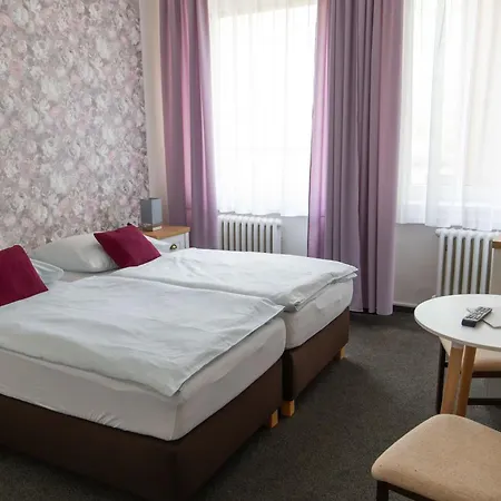 Hotel Dobruska * Dobruška