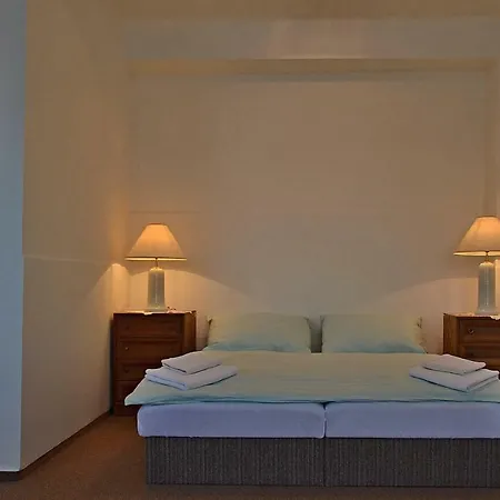 Hotel Dobruska