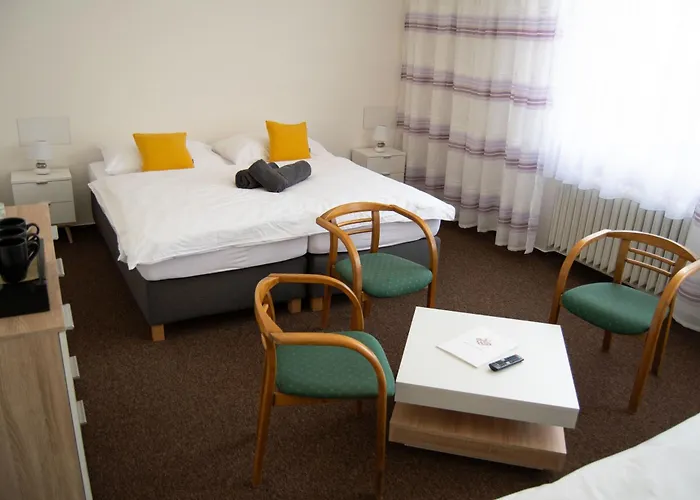 Hotel Dobruska Hotel *